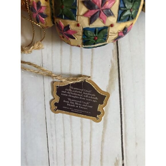 Jim Shore Heartwood Creek Christmas ornament 2004 vintage quilt pattern - Picture 4 of 4